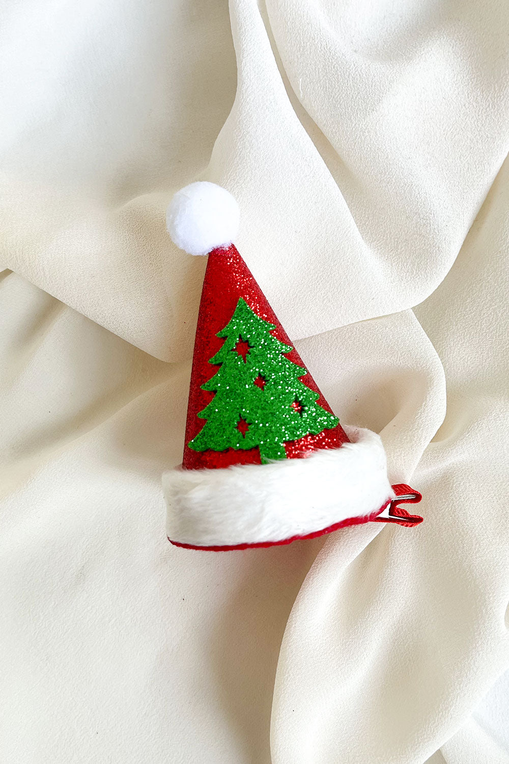 Kırmızı  Çam Ağaçlı Ponponlu Huni Taç