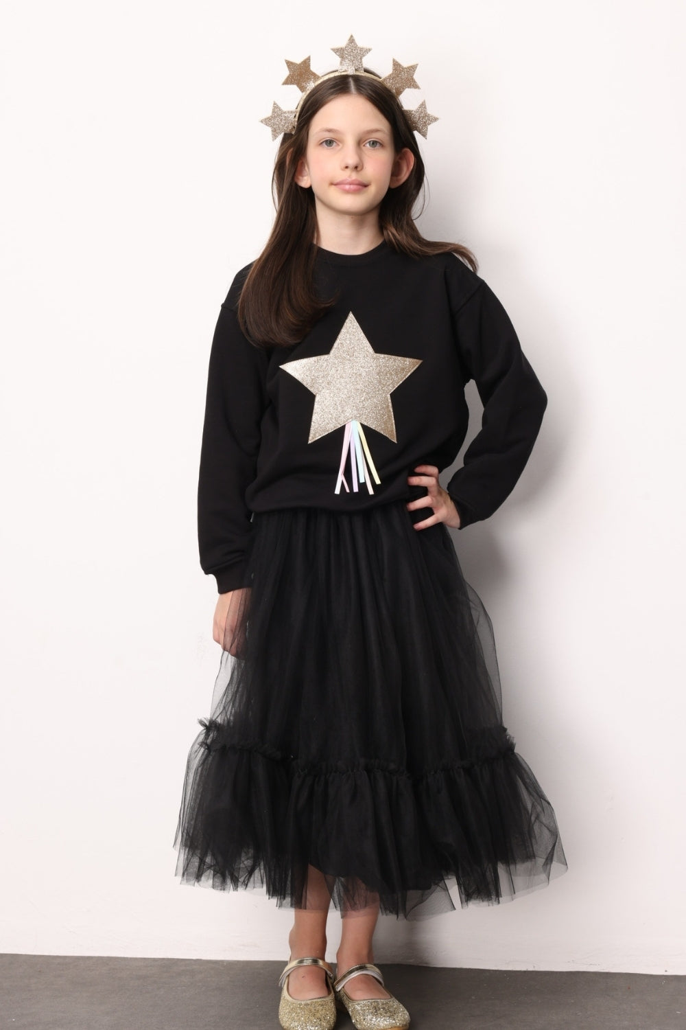 Siyah Yıldız Nakışlı Kurdele Detaylı Kız Çocuk Sweatshirt – Le Mabelle