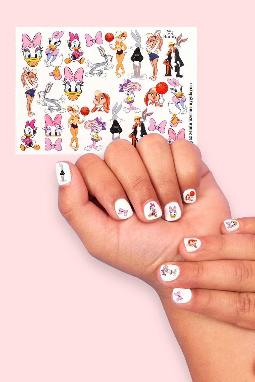 Çok Renkli Bugs Bunny Kız Çocuk Tırnak Sticker