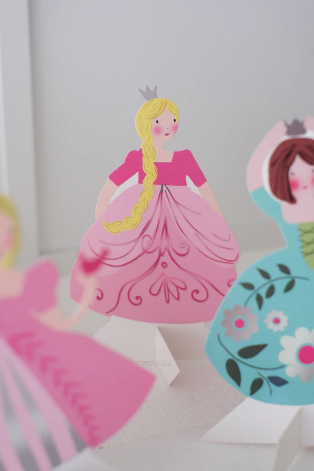 Çok Renkli  Prenses Figür Parti Masa Süsü