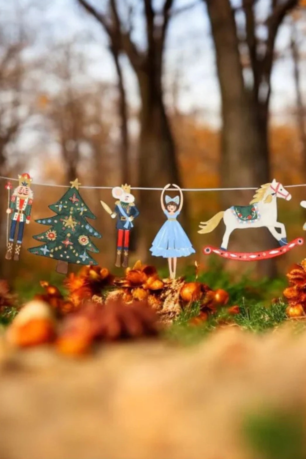 Çok Renkli  Figürlü Yılbaşı Temalı Parti Banner