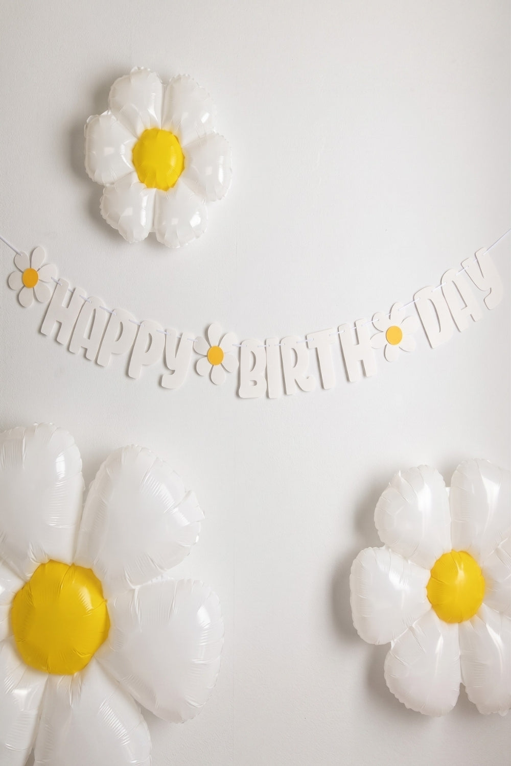 Beyaz Papatya Temalı Happy Birthday Parti Banner