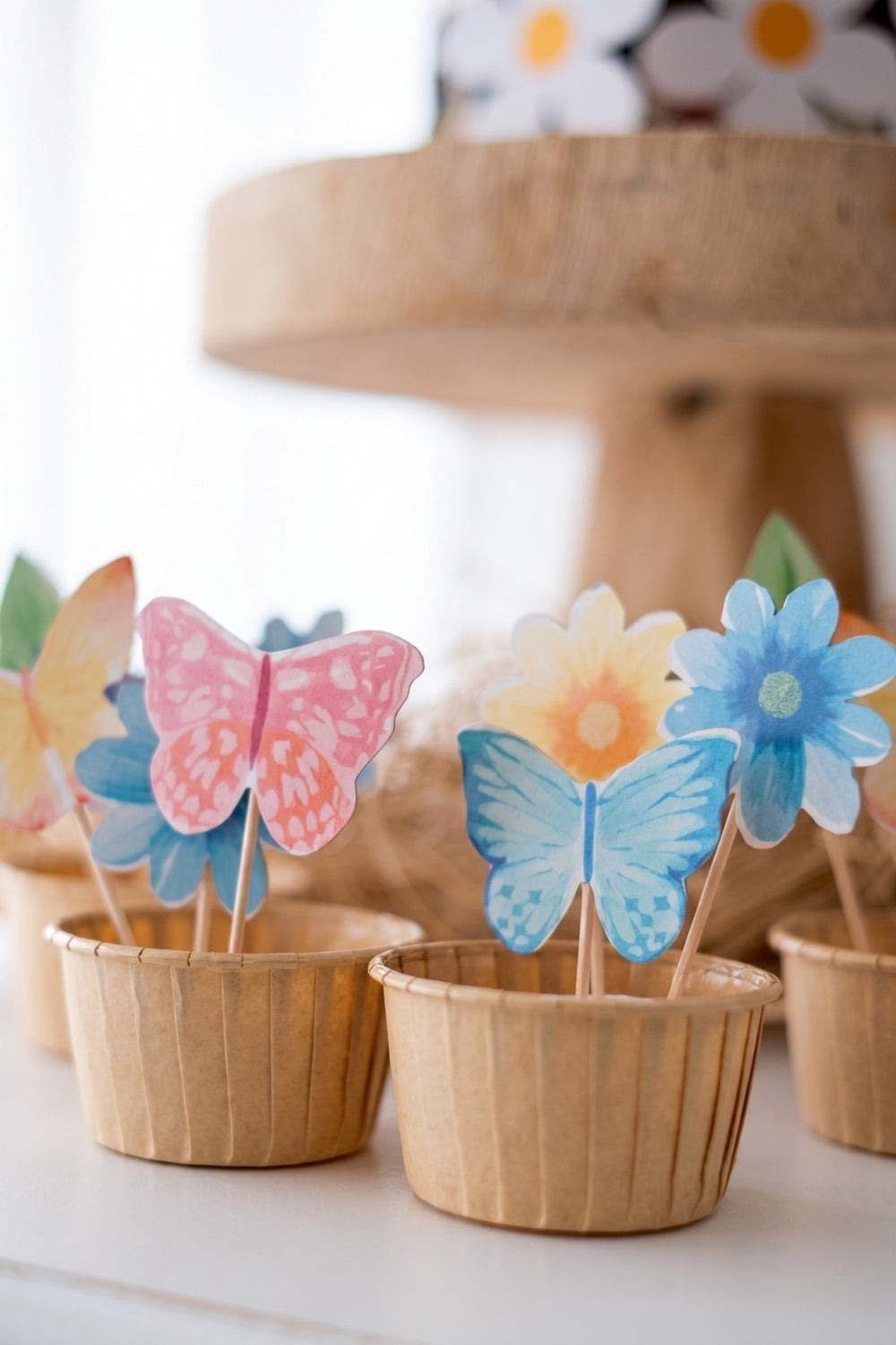 Çok Renkli Kelebek ve Çiçek Temalı 12'li Kürdan Pasta Süsü