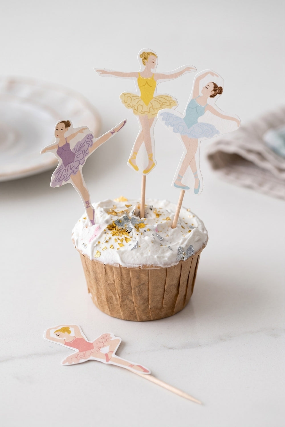 Çok Renkli 8'li Balerin Temalı Uzun Kürdan Pasta Süsü