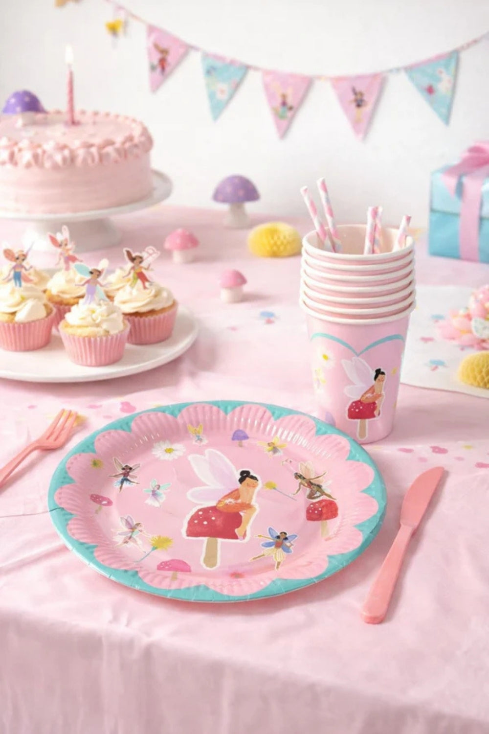 Pembe Peri Temalı 8'li Tabak Bardak Set