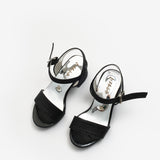 Siyah Tek Bantlı Bilekten Bağlamalı Kız Çocuk Topuklu Ayakkabı