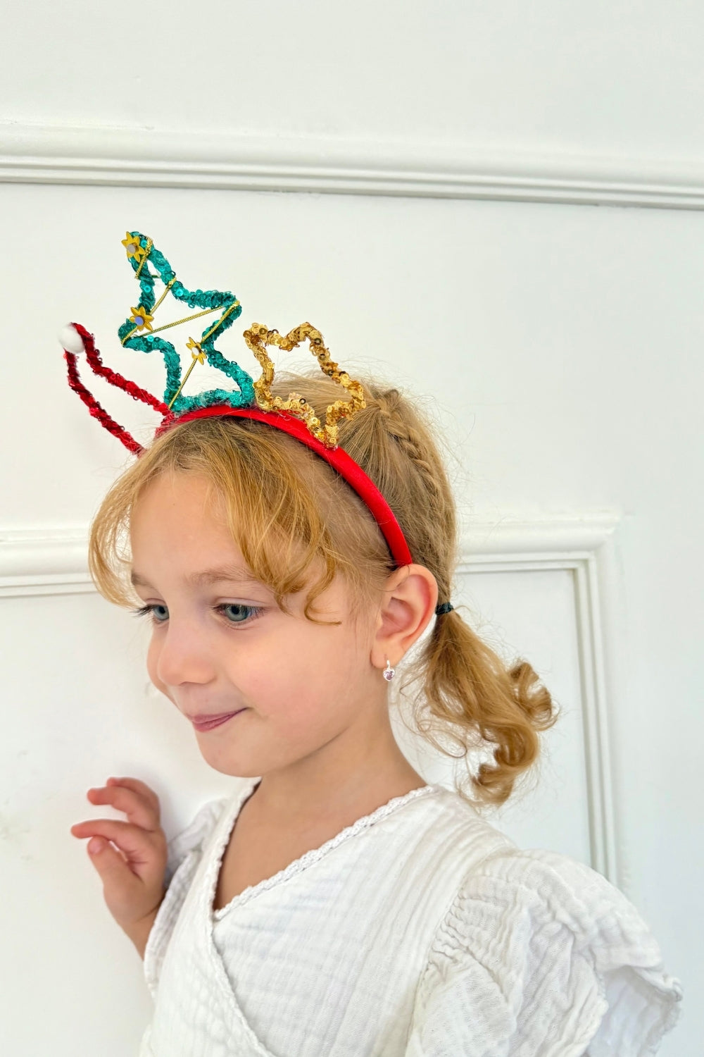 Kırmızı  Pullu Yılbaşı Figürlü Kız Çocuk Taç