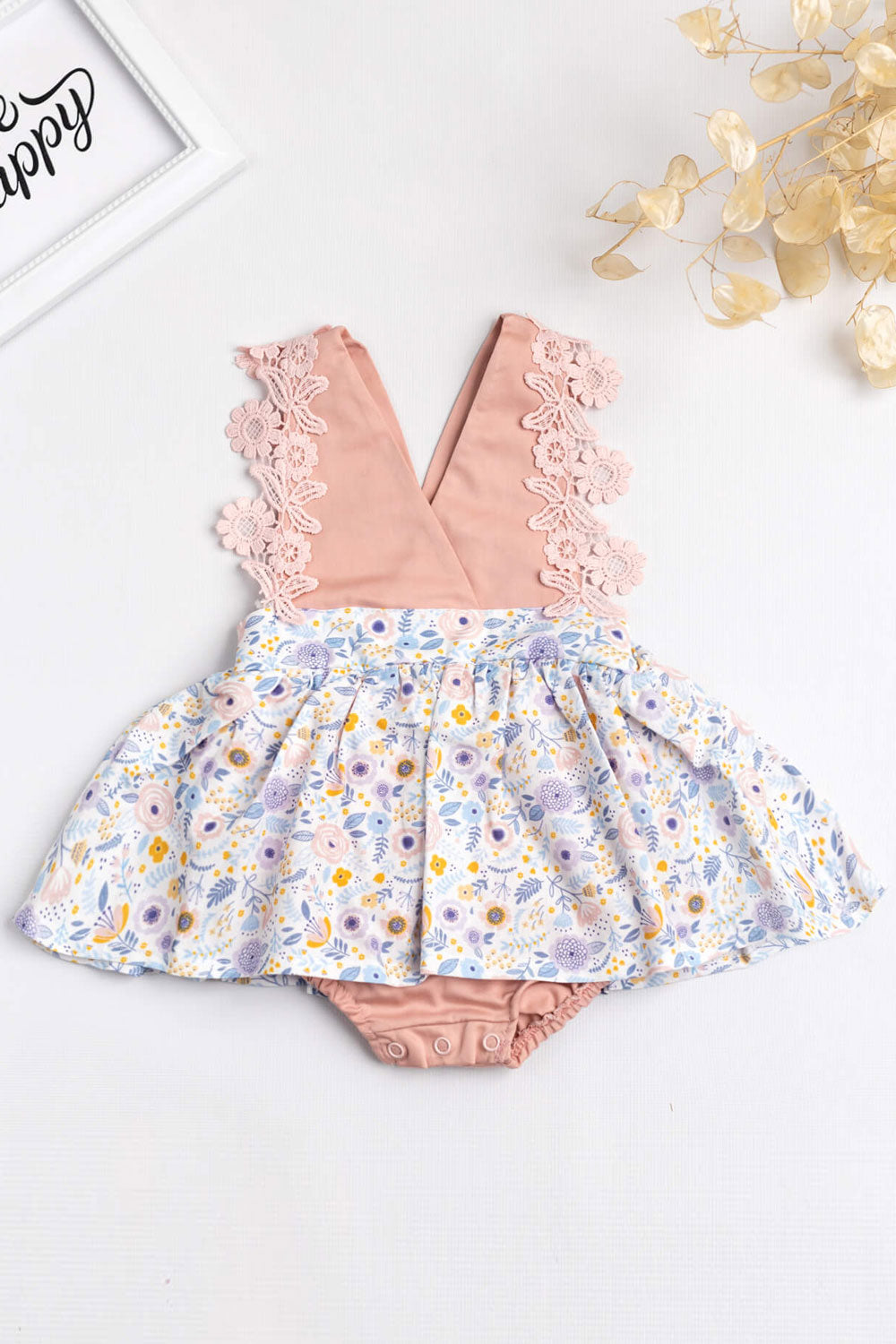 Gülkurusu  Omuzları Dantelli Bebek Romper - Maria